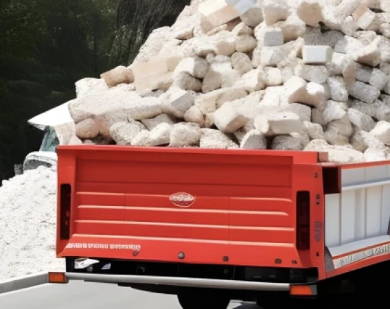 Evacuation des Déchets sur un Site de Construction en Dordogne
Description : L'évacuation efficace des déchets par Couvreur 24 sur un site de construction en Dordogne, contribuant à un environnement de travail optimal.